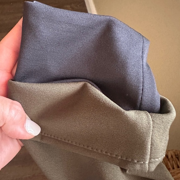 Elevate women’s lined Trench Jacket. Inside and outside pockets. Size XL - Picture 9 of 15